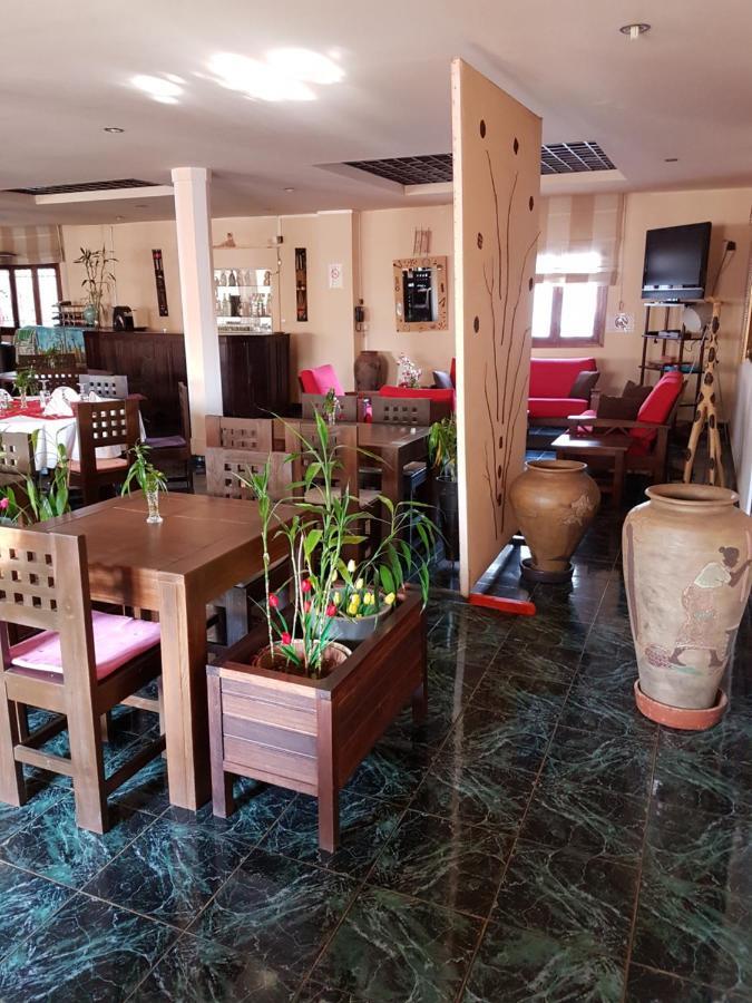 Hotel Ivato , Airport Antananarivo Dış mekan fotoğraf
